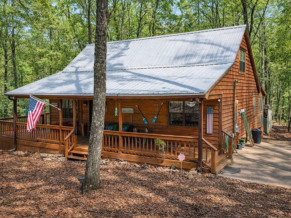 1st image of 216 Brad Lee Ln