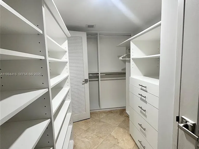 9225 Collins Ave #1111 — Photo 33