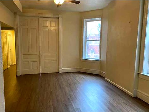 3rd image of 4123 S Compton Ave #3