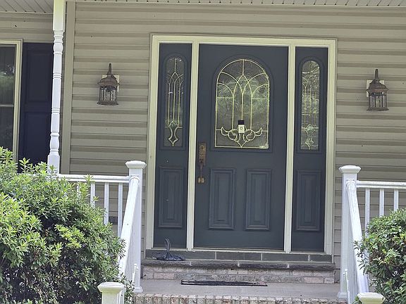 4th image of 3314 Charles St