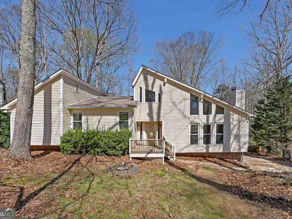 1146 Rolling Green Dr, Acworth, GA 30102