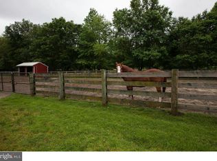 215 Taunton Lake Rd, Marlton, NJ 08053