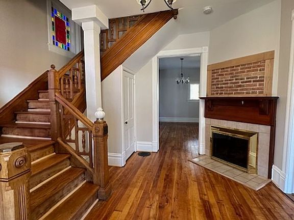 3rd image of 1207 Lincoln Ave