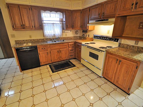 5th image of 2302 Council Oak Dr