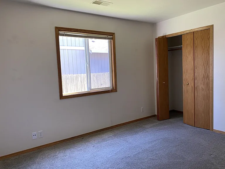 1373 Wrangler Ct — Photo 5