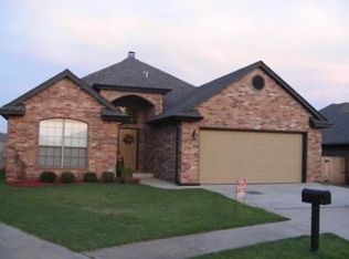 1718 Olde School Point, Edmond, OK 73012