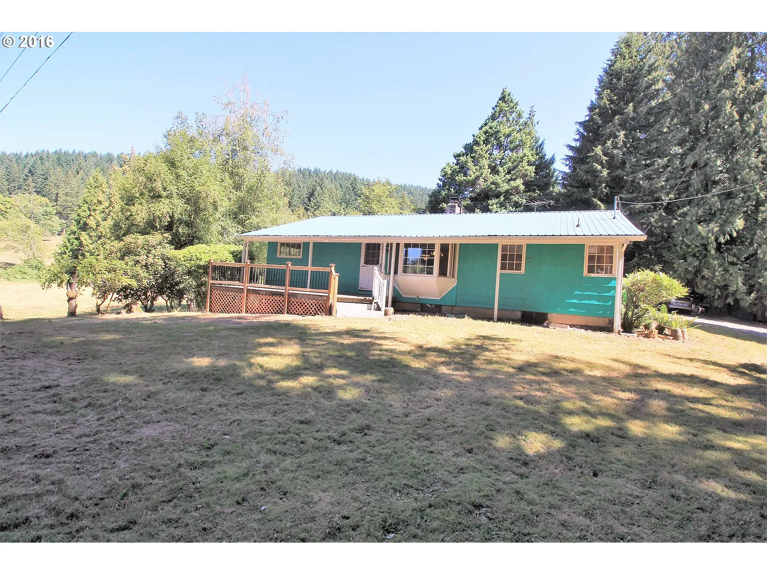 19565 SE Tillstrom Rd photo 1
