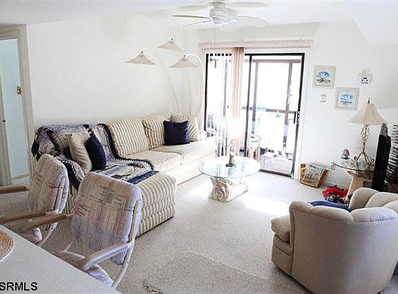 3rd image of 4344 West Ave #2