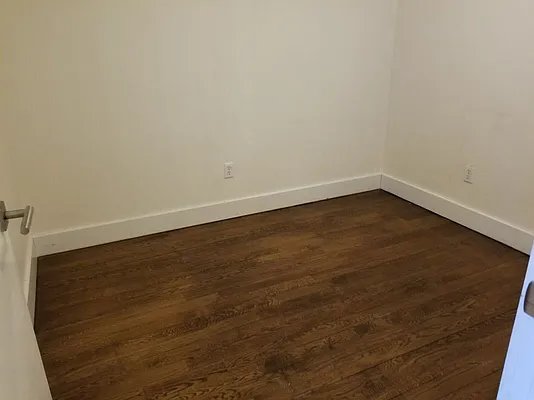 Rented by Yup Realty LLC | media 17