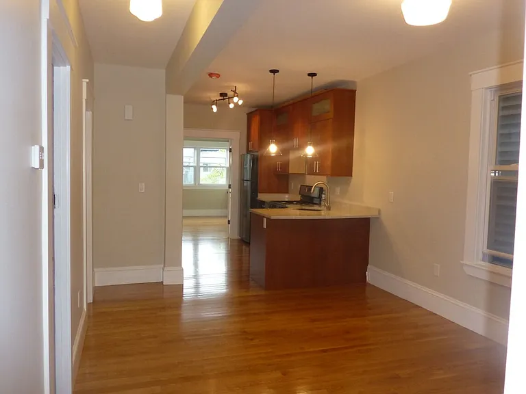 176 Princeton St #1B — Photo 6