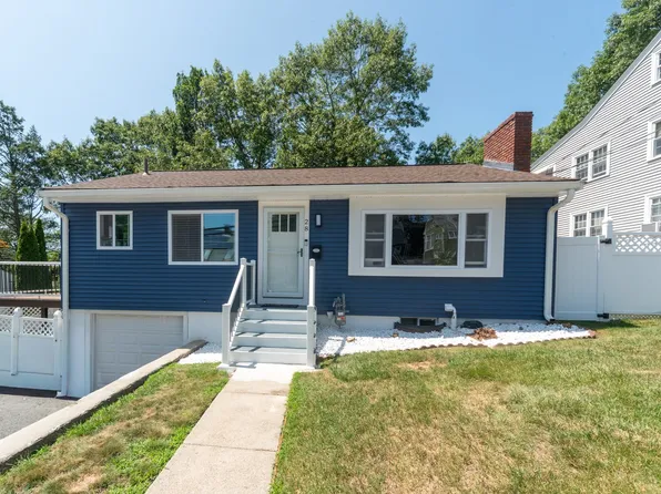28 Deforest St, Hyde Park, MA 02136