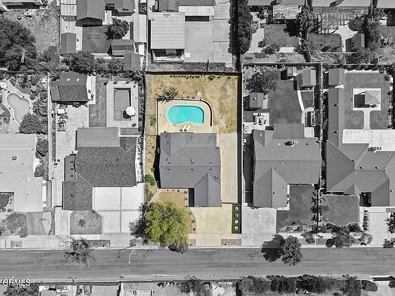 5th image of 13856 Lyle St