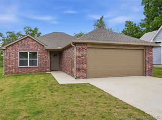 1137 E Watchorn Ave, Sapulpa, OK 74066