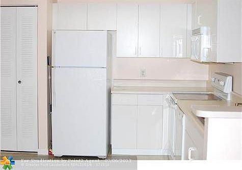 4th image of 6992 SW 39th St APT I302
