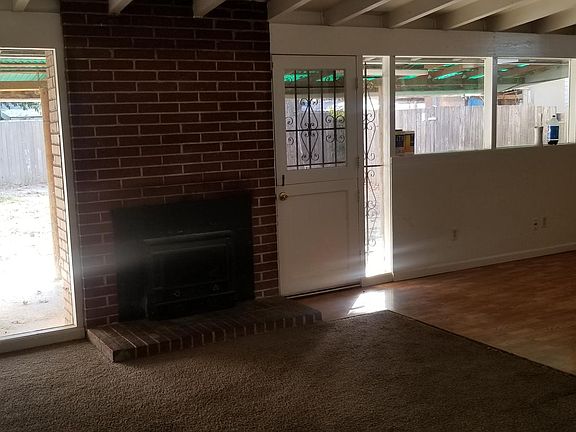 3rd image of 1013 Hobson Ave