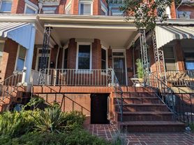 137 Randolph Pl NW, Washington, DC