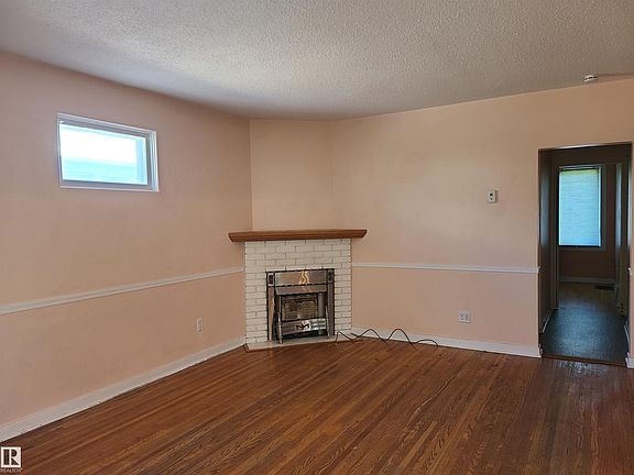2nd image of 11143 127th St NW