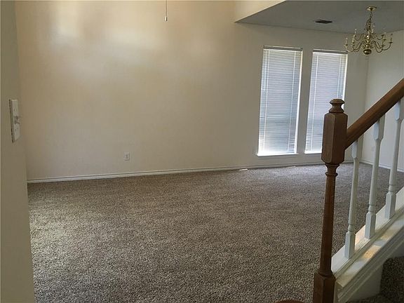 3rd image of 1512 Steinway Ct