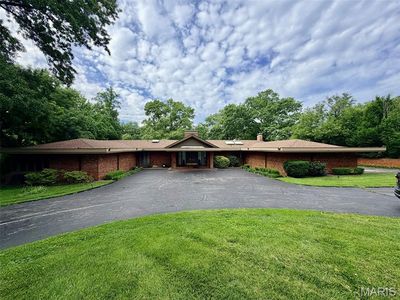 30 Westwood Country Clb, Saint Louis, MO, 63131