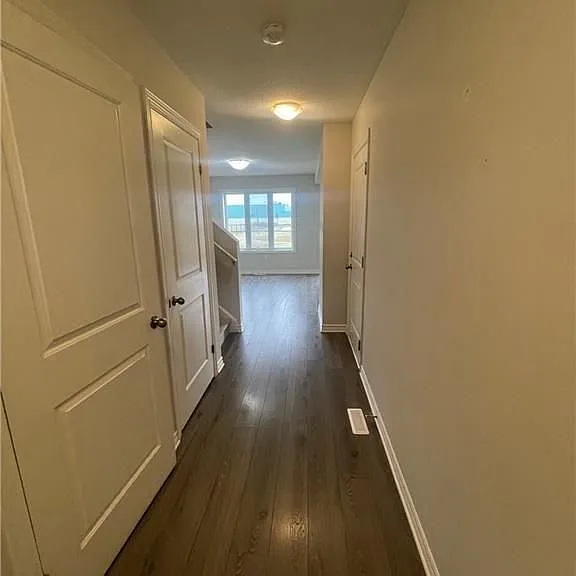 1266 Michael Cir — Photo 3