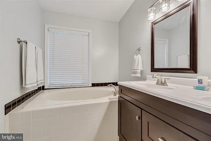 3956 Valley Ridge Dr — Photo 20