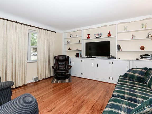 4th image of 6696 Jamar Dr