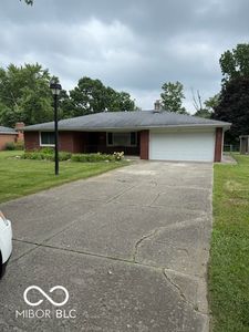 5511 Broadmoor Plz, Indianapolis, IN, 46228