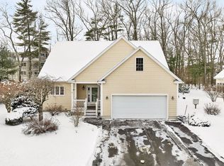 37 Vineyard Dr #37, Stratham, NH 03885