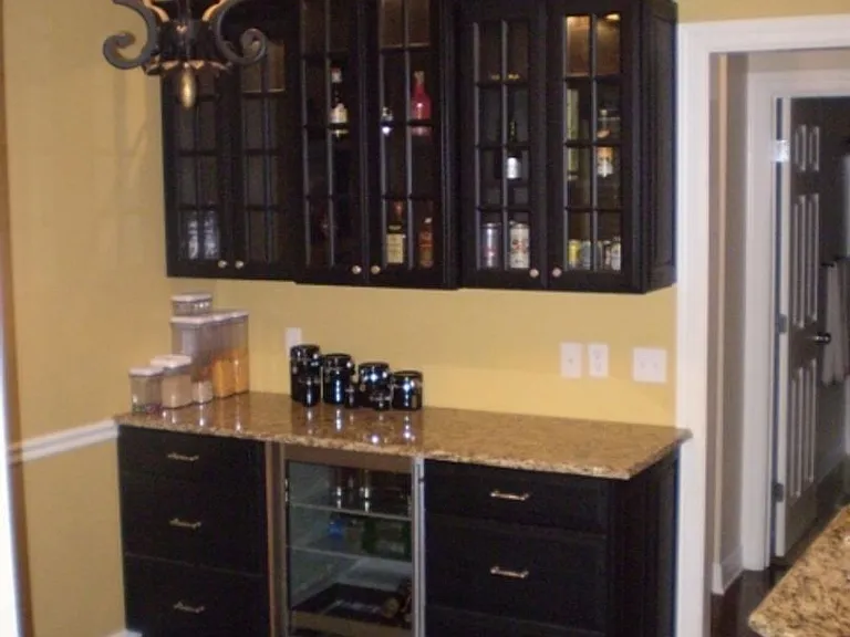 2471 Brookside Dr — Photo 2