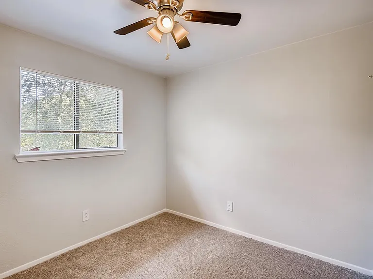 822 Sahara Ave #B — Photo 18