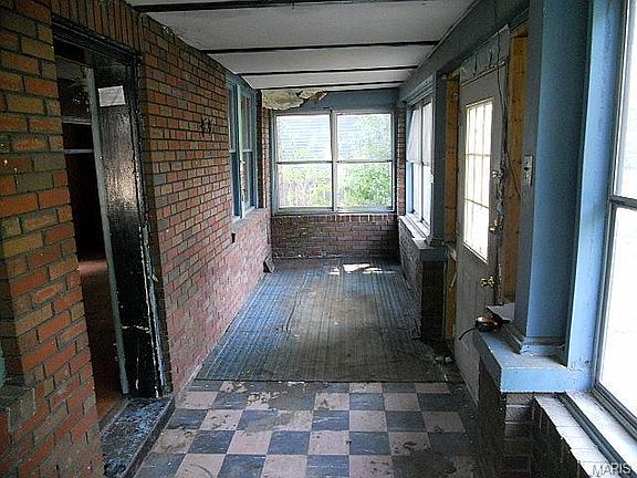2nd image of 9044 Watsonia Ct