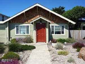 1st image of 923 SW 51st St