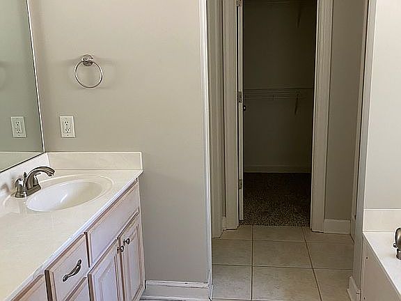 Master Bath, Walk in Closet