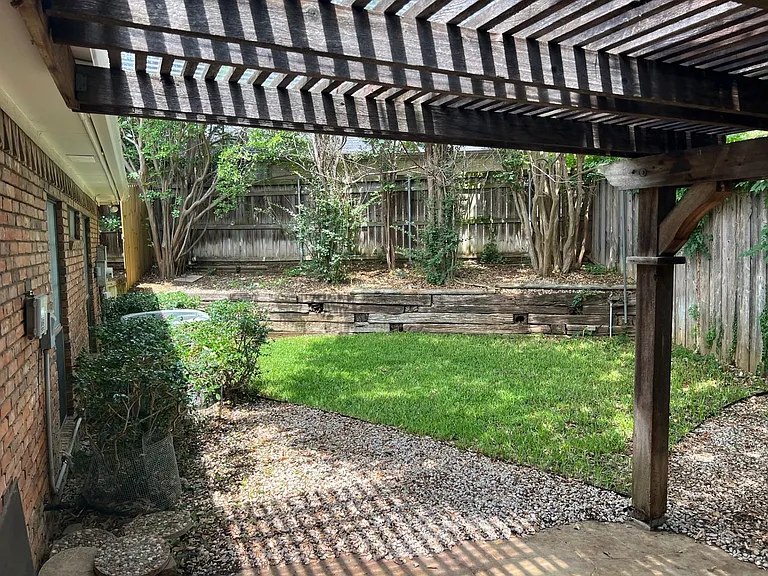 3028 Matterhorn Dr — Photo 14