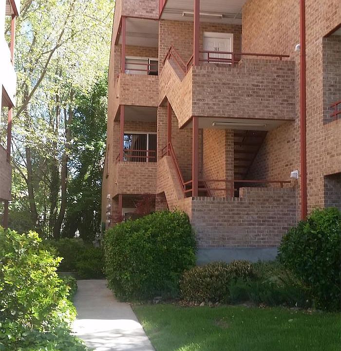 1st image of 4830 S Highland Cir APT 309