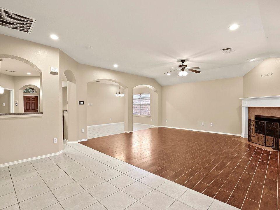 1st image of 14608 Little Anne Dr