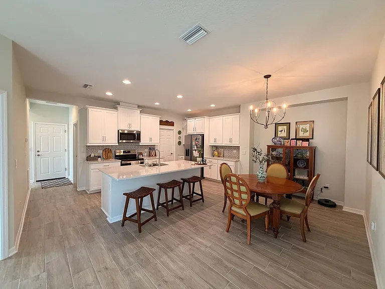 6001 Fiore Dr — Photo 9