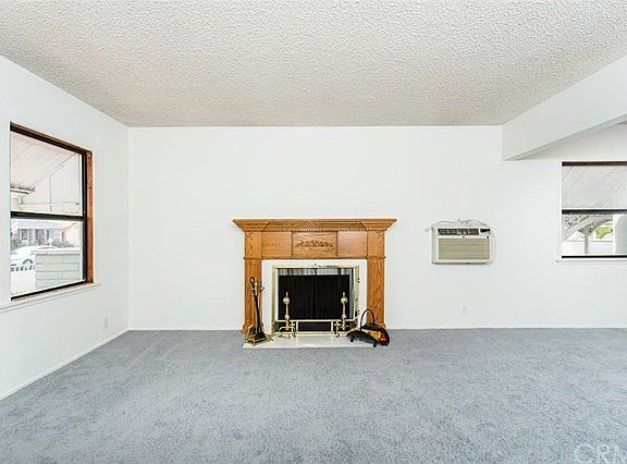 4th image of 7105 Duchess Dr