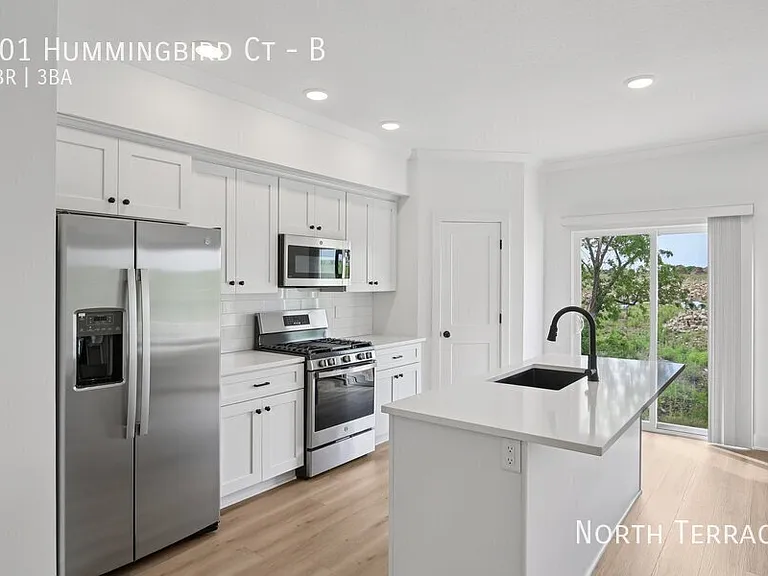 Fairview Crossing Townhomes — Photo 141