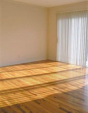 2nd image of 2811 Pembroke Ln #21 A