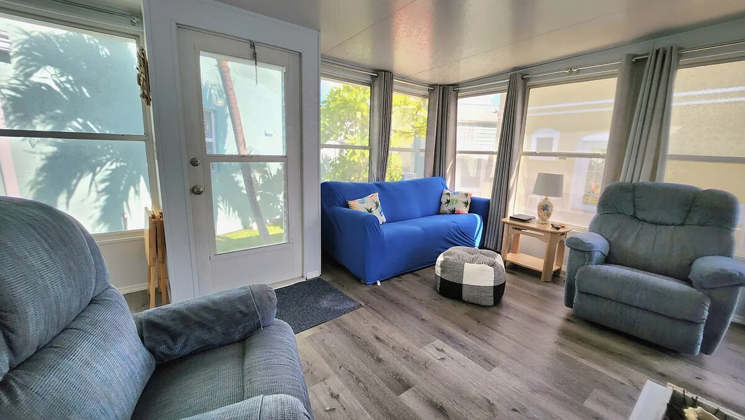 2 bed, 1.0 bath, $8,145 — Photo 1