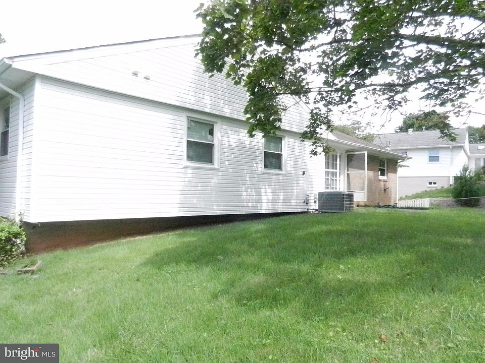 1st image of 4405 Mount Olney Ln