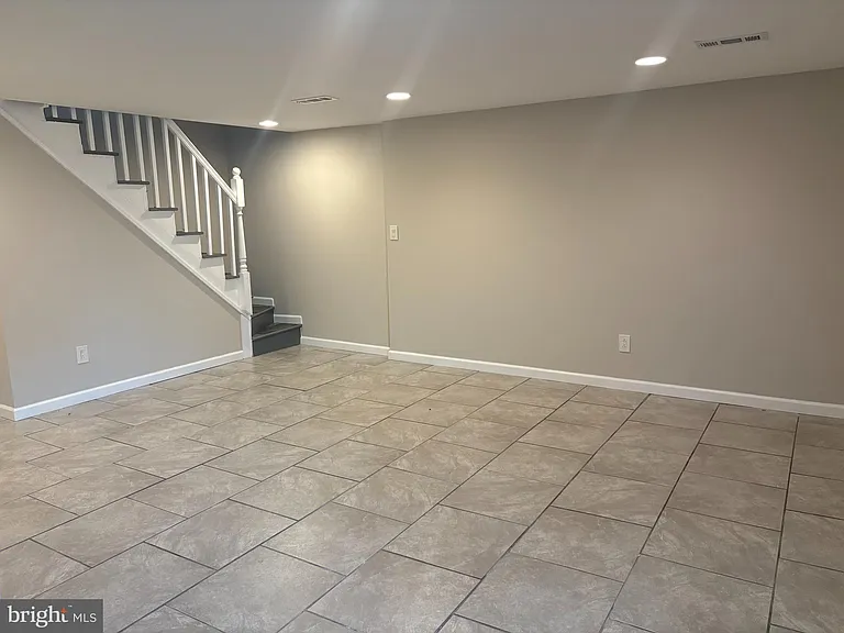 517 Tatum St — Photo 7