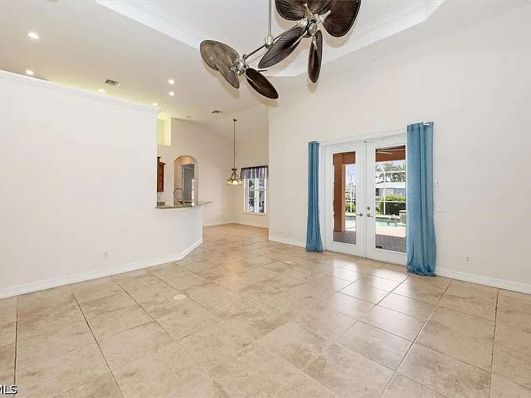 2024 SE 28th Terrace Cpe — Photo 16