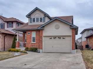84 Fallowfield Dr, Kitchener, ON N2C2T3