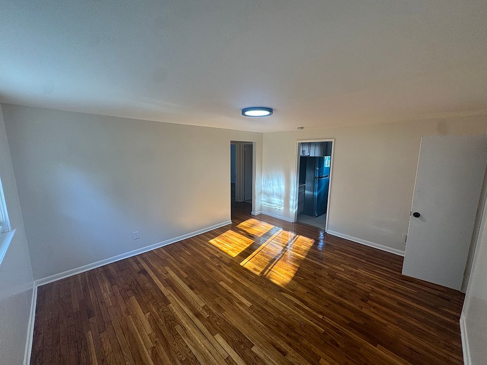 1st image of 269 Park Rd #1