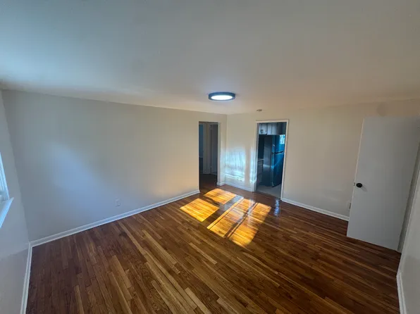 269 Park Rd #1, Hamden, CT 06517