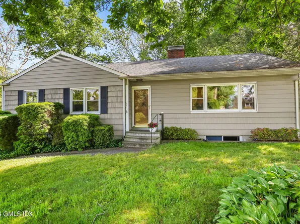 35 Berrian Rd, Stamford, CT 06905