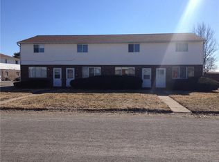 1336 Virginia Ave, Wood River, IL 62095