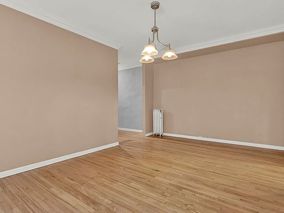 5th image of 5526 S Blackstone Ave #1N